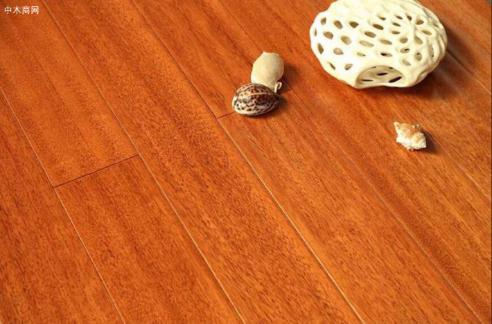 番龙眼实木地板的优缺点有哪些及如何鉴别番龙眼实木地板图片