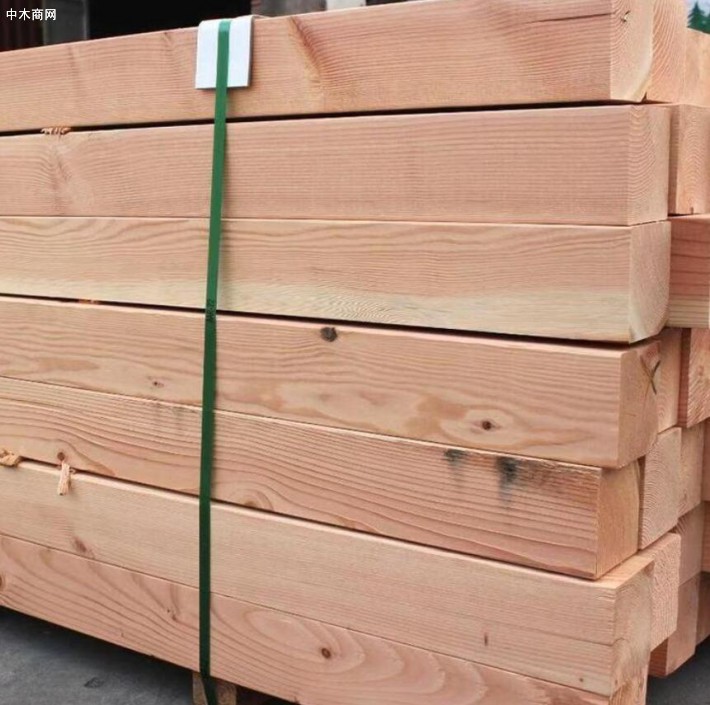 为什么说樟子松木板材是最适合做防腐木处理的一种木材价格