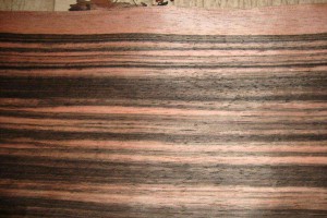 东莞龙大木业天然木皮,科技木皮,黑檀木皮,柚木木皮,封边条木皮图片