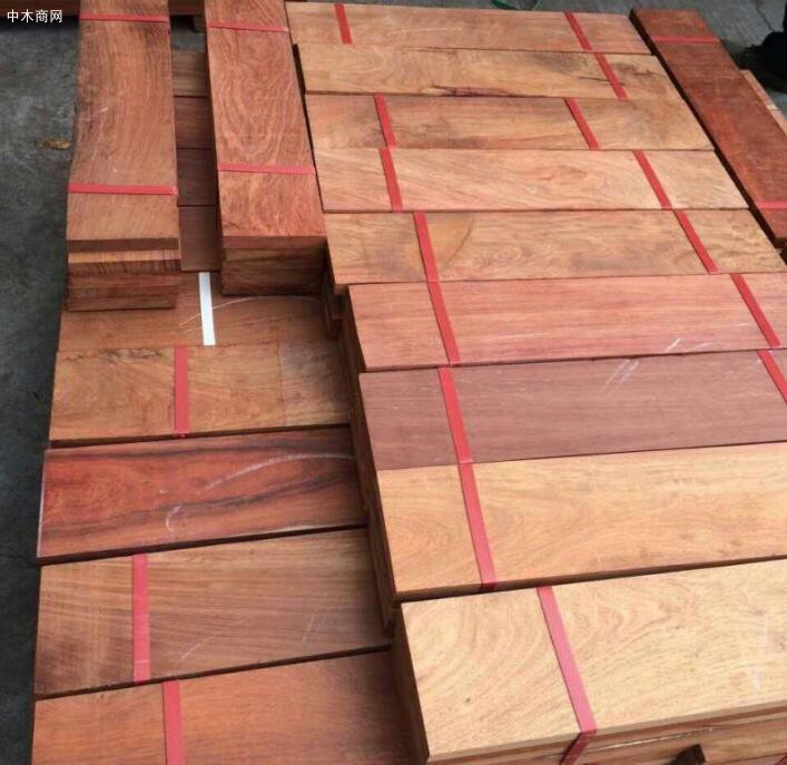 红檀香木地板是什么木材价格