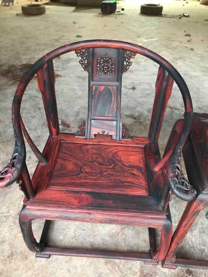 老挝大红酸枝黑料圈椅皇宫三件套价格厂家