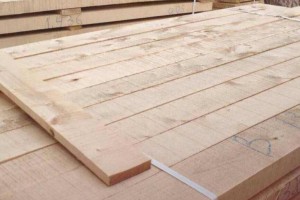 桦木板材价格多少钱一立方米