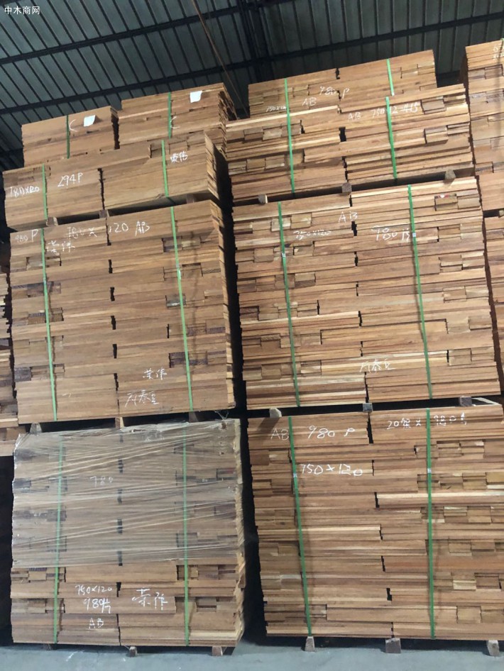 瓦泰豆实木地板坯料高清图片厂家