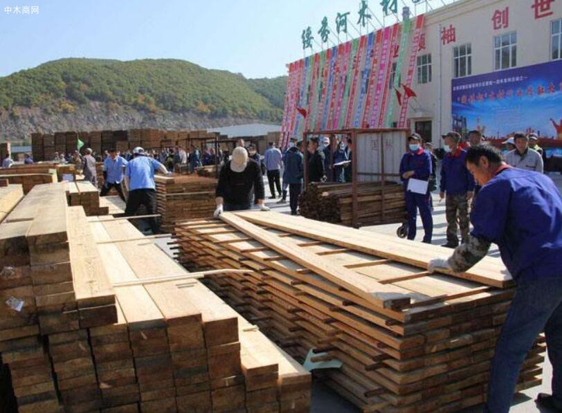 绥芬河市自贸区举行木材加工行业技能大赛