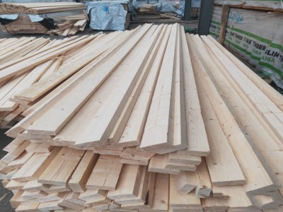 俄罗斯的云杉和松木锯材也有樟子松,桦木,白杨木板材原产地批发图3