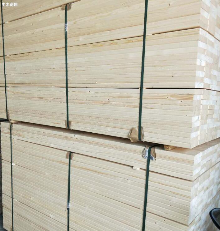 云杉木板材价格多少钱生产厂家今日最新报价