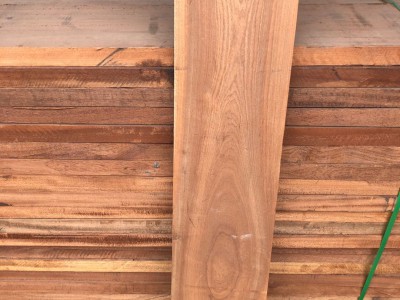 进口非洲沙比利木板材低价抛售