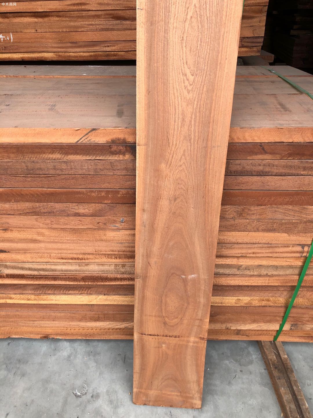 东莞厚街宸轩木业进口非洲沙比利木板材高清图片厂家