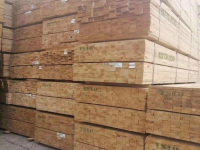 铁杉建筑木方厂家直销自有物流体系图4