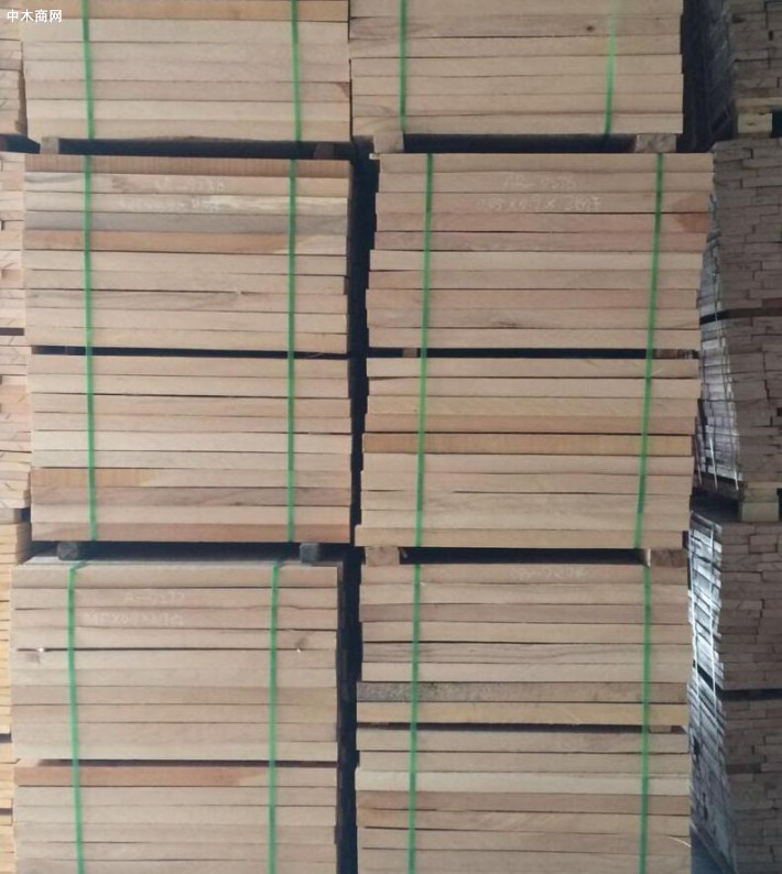 中国木材进口量从7月份连续四个月突破1000万立方米,预计今年达1.1亿立方米
