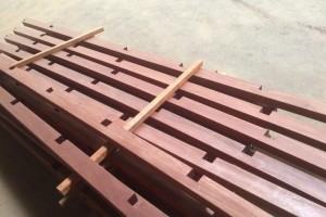 南京巴劳木栏杆防腐木多少钱?