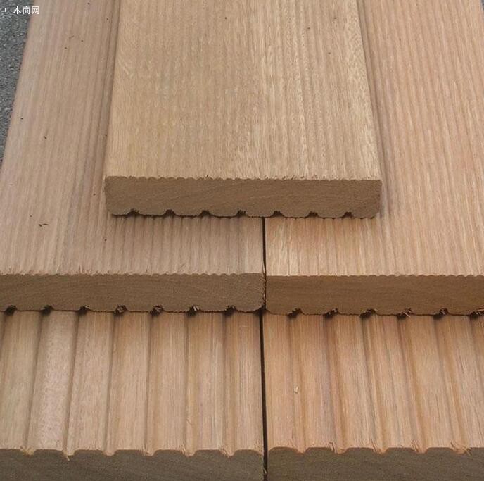 天津印尼巴劳木原木板材市政工程图片