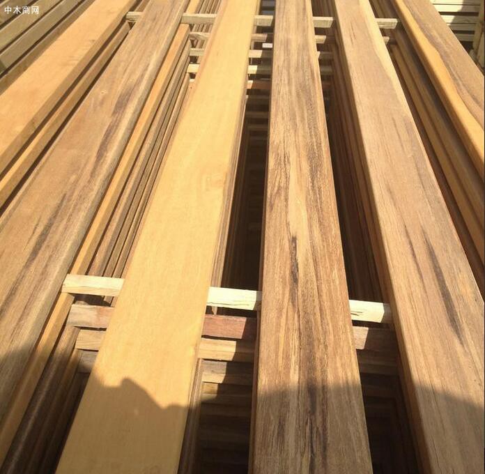 巴劳木防腐木板材硬度品质特点与巴劳木行情信息