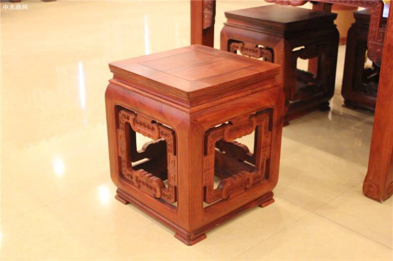 东阳古典红木家具缅花博古方桌图片