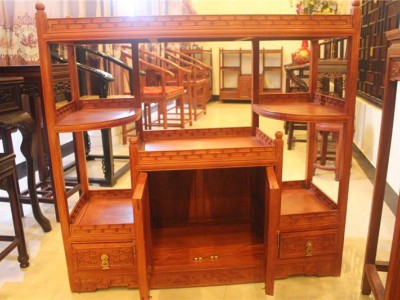 东阳木雕红木家具市场缅甸花梨木花边茶水柜价格图4