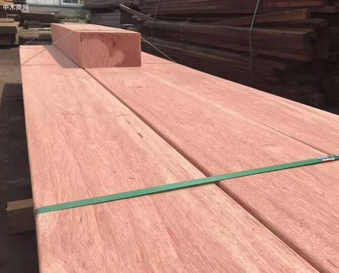 红梢木,柳桉木,山樟木防腐木板材长期供应质优价廉欢迎咨询图片