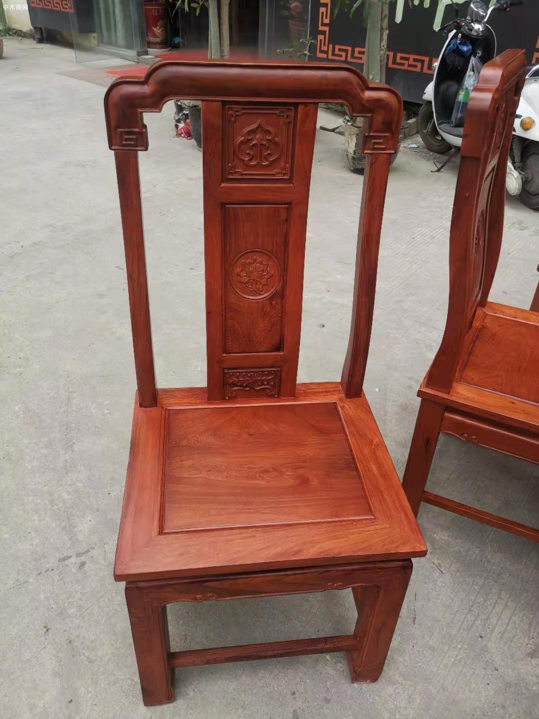 1.6米缅甸花梨木圆台配10张国色天香椅价格品牌