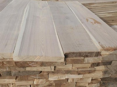 河南榆木板材供应商加工厂图2