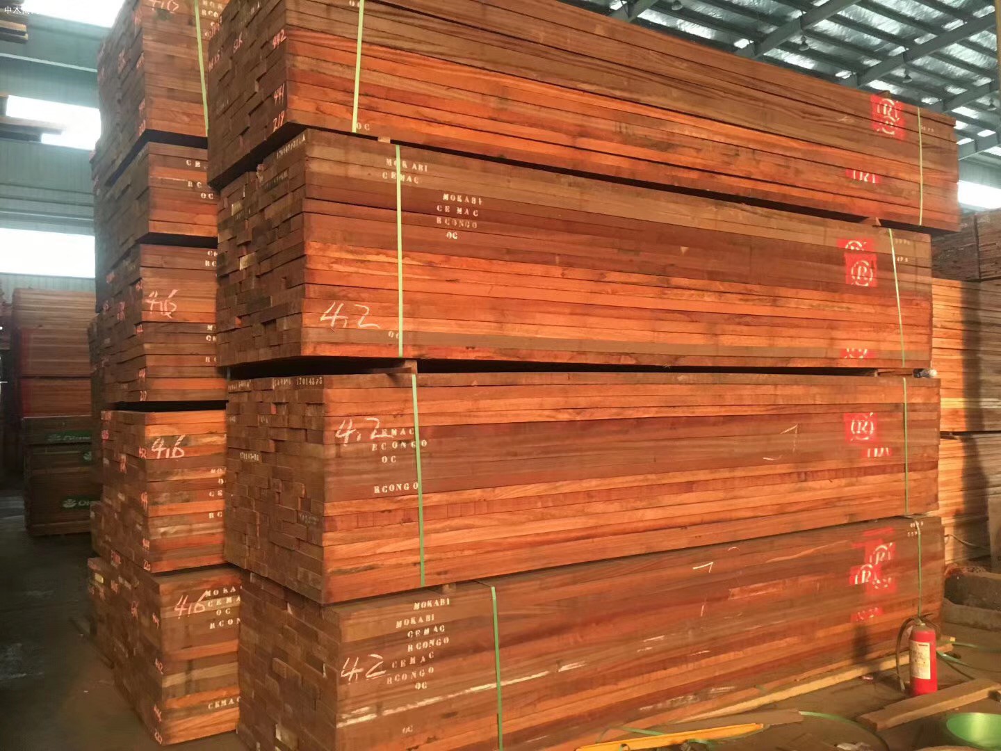 东莞中天木业非洲板材产品图片厂家