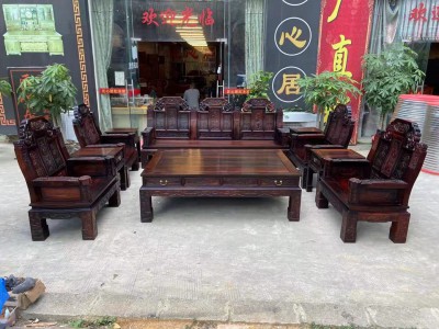 老挝大红酸枝如意象头沙发十一件套多少钱?
