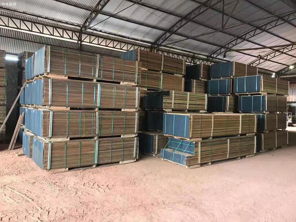 菏泽牡丹区大黄集镇木材加工产业长廊初具规模