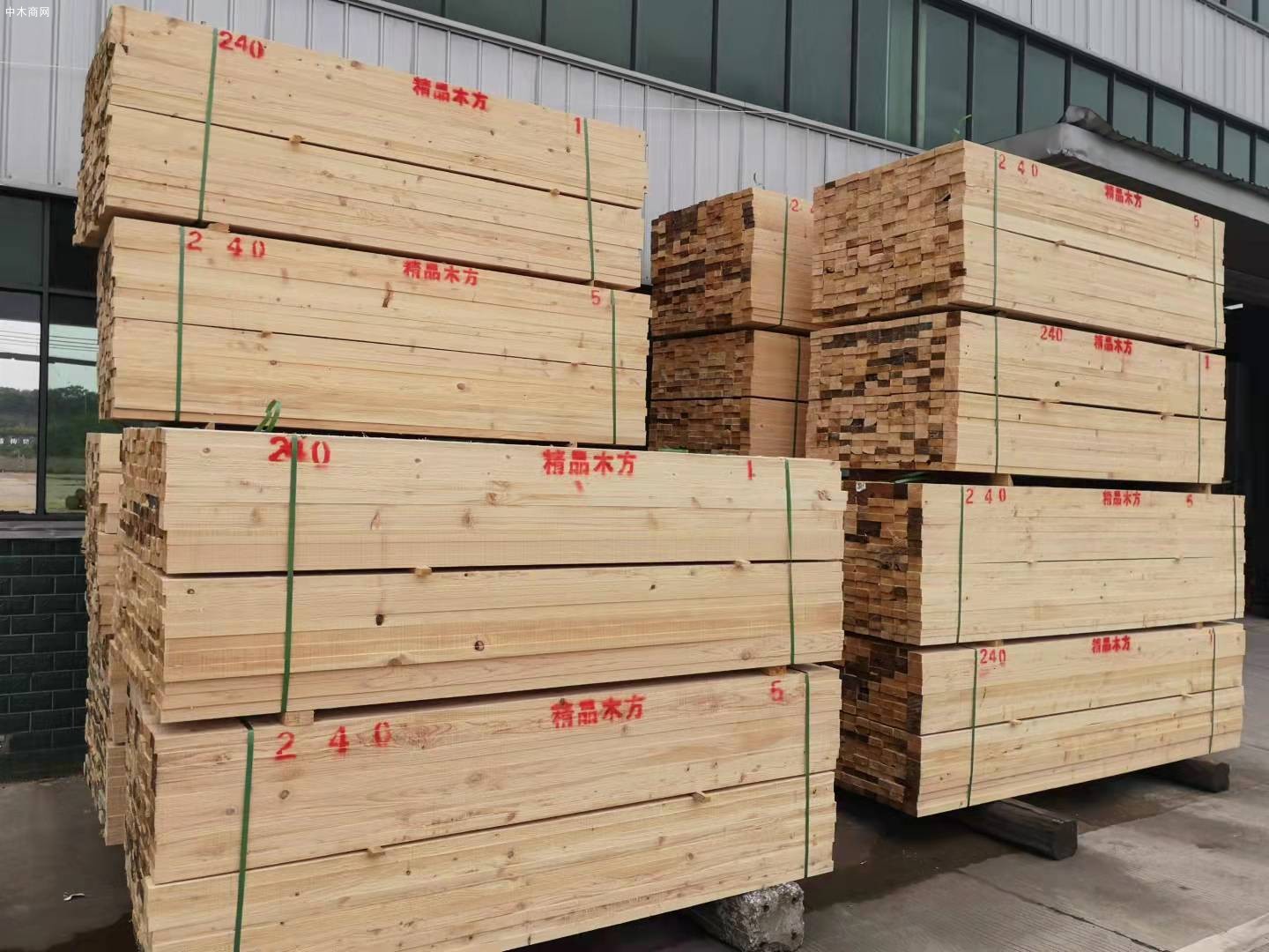 江西联丰建筑木方建筑方木价格多少钱一吨高清图片图片