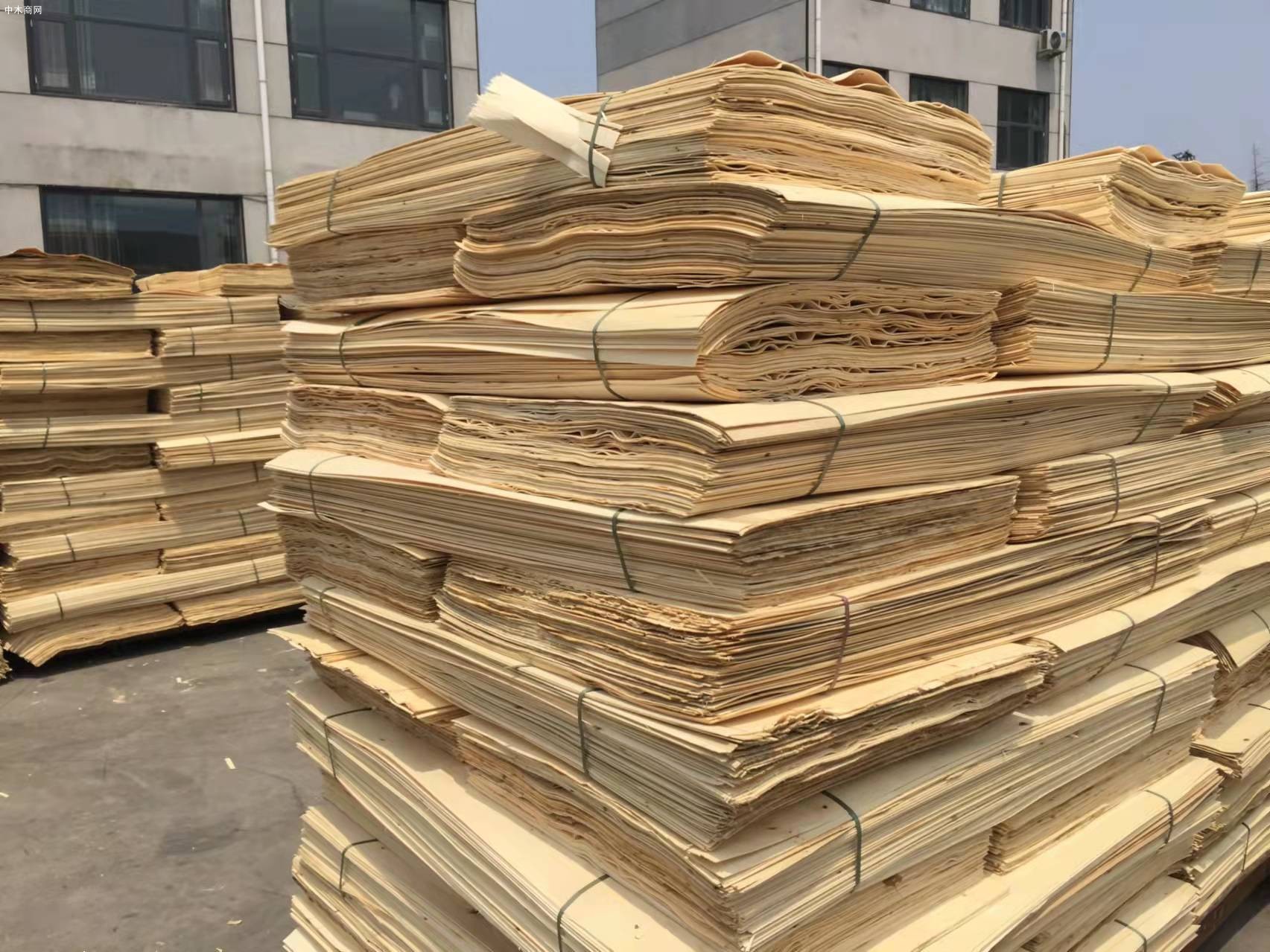 徐州松美杨木三拼板是什么及杨木单板的作用有哪些厂家