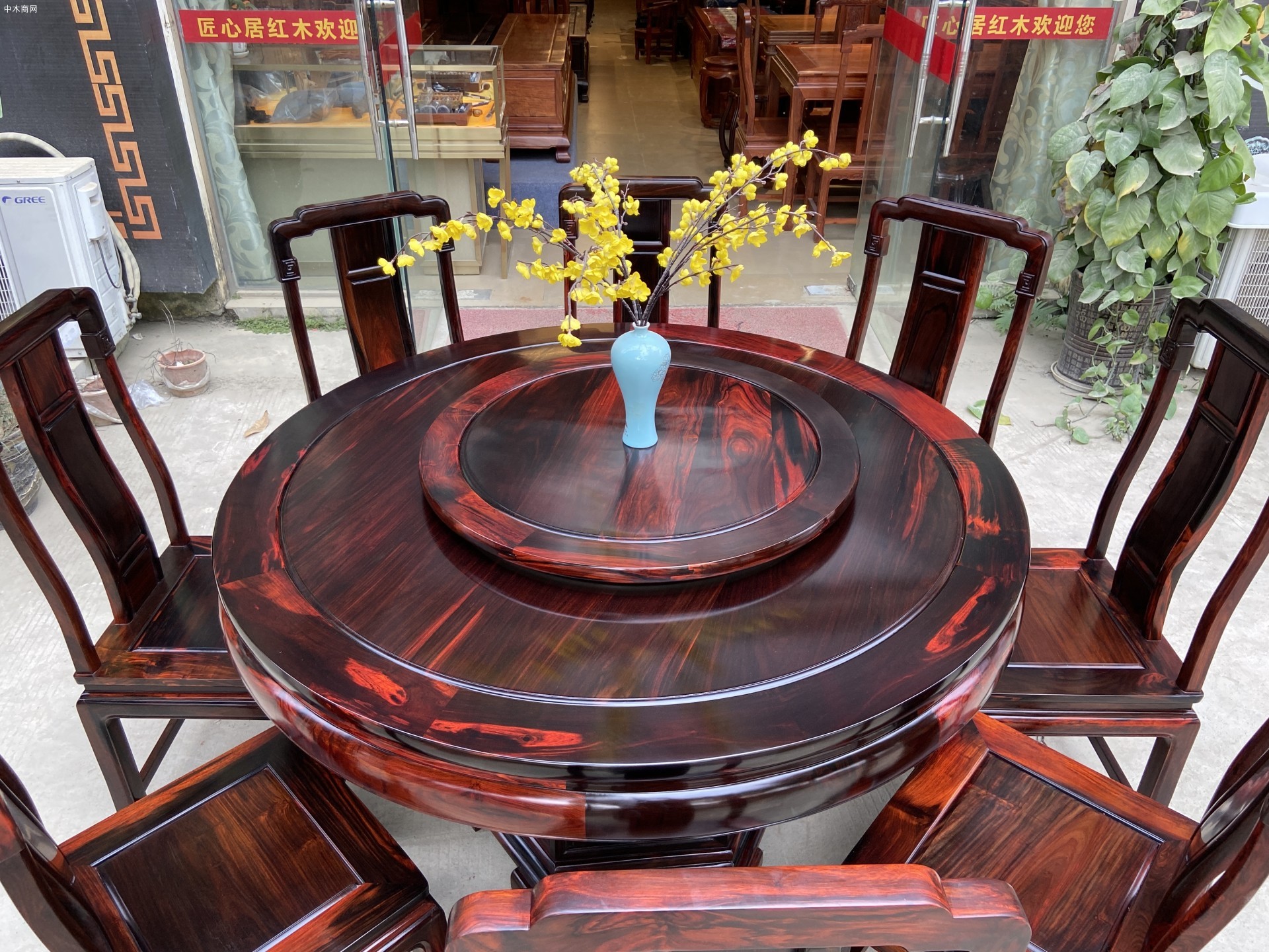 老挝大红酸枝国色天香圆桌寓意阖家团圆,让家更温馨品牌