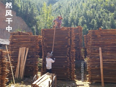 本地原生态实木板 杉木板 家居装修板 木方 房梁屋梁木材批发图2