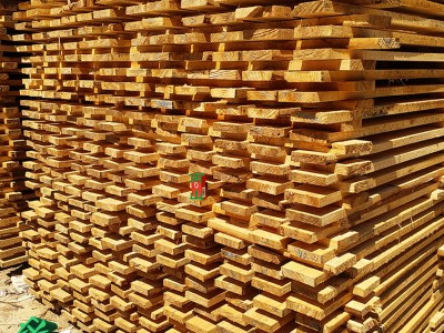 本地实木木方 杉木方 板材 装修工程使用方木 木条批发图4