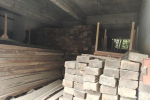 低价出售木材