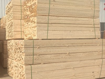 建筑木方装修木龙骨条白松方木批发销售辐射松加工厂图2