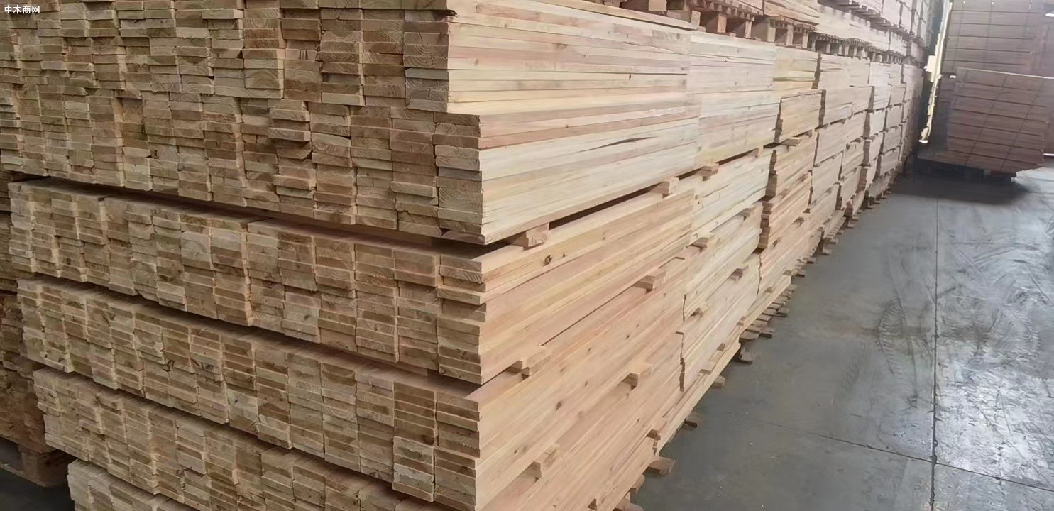 十万方杉木卡板供应商