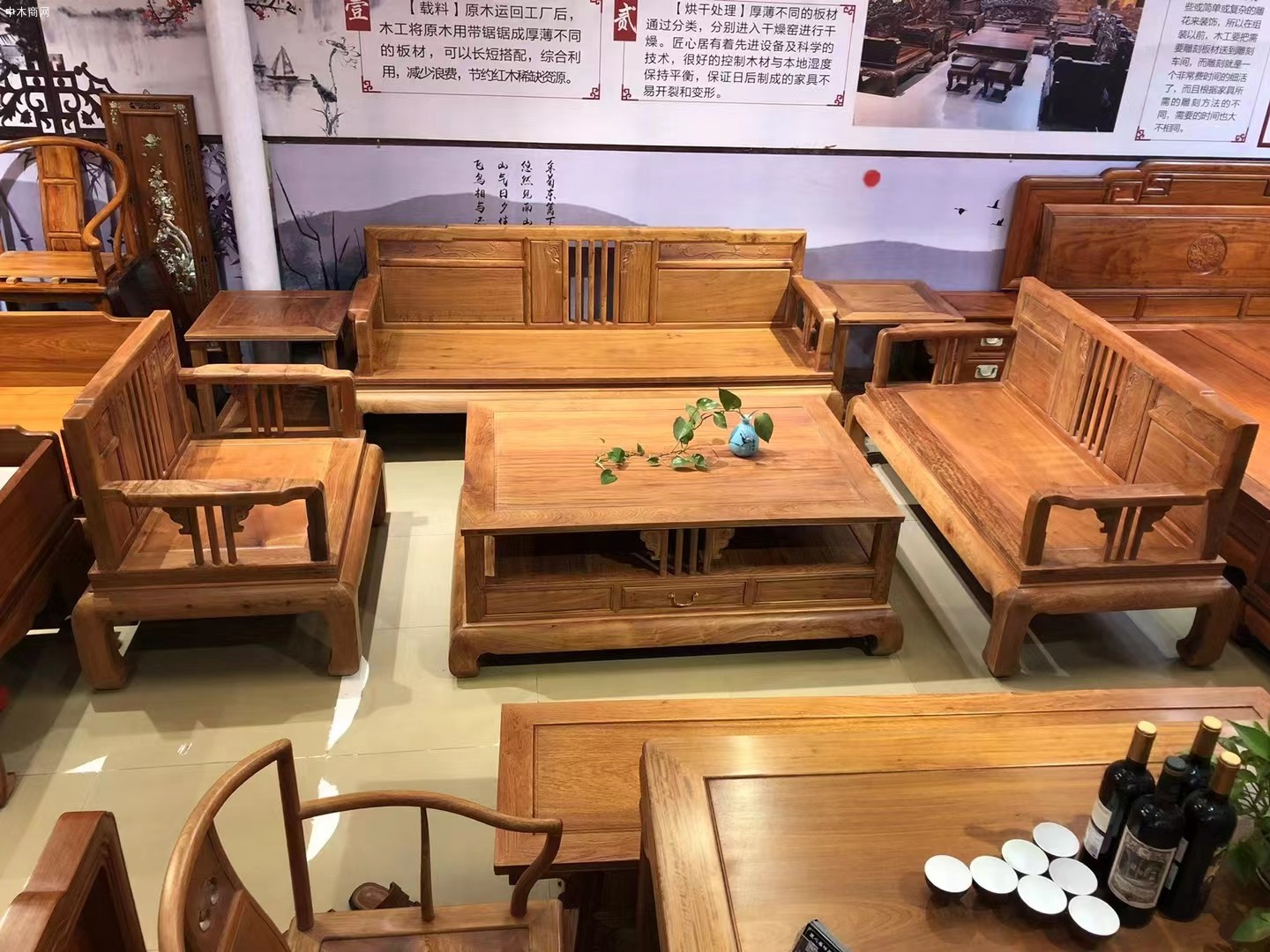 广西凭祥匠心居家具教您如何选择缅花新中式红木家具厂家