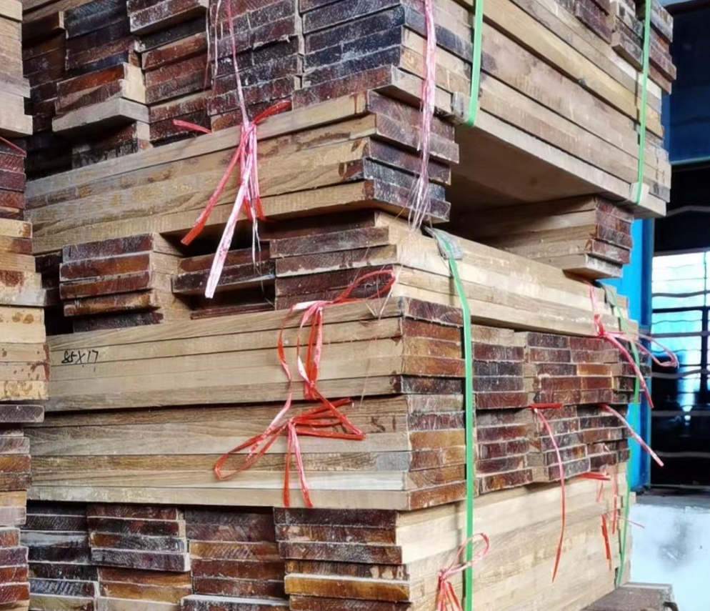 正宗缅甸柚木地板料多少一平方米厂家