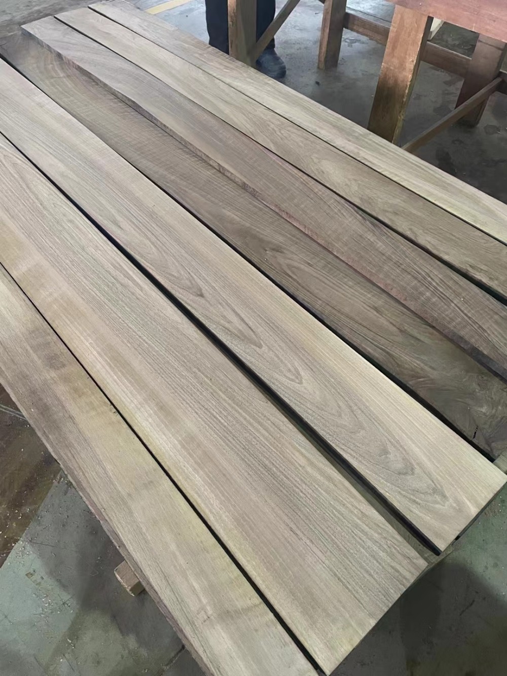 河南碳化核桃木(东南亚黑胡桃)板材品牌永晟木业供应