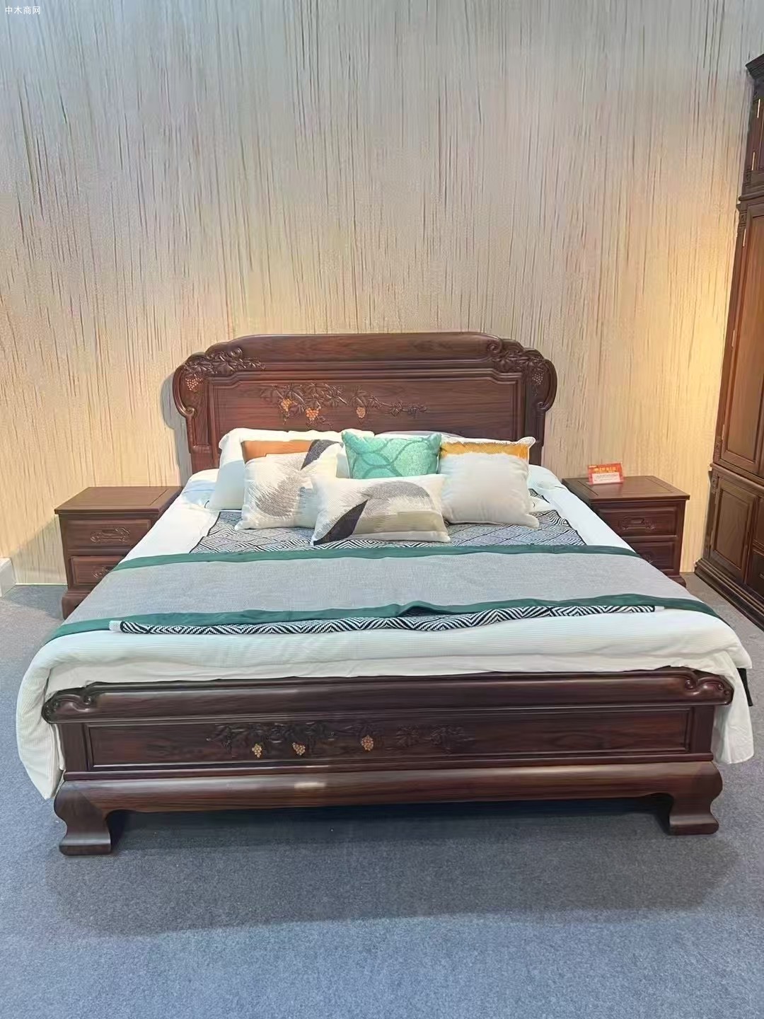 印尼黑酸枝工艺多福大床