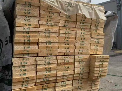 俄罗斯NOVO樟子松烘干板材批发