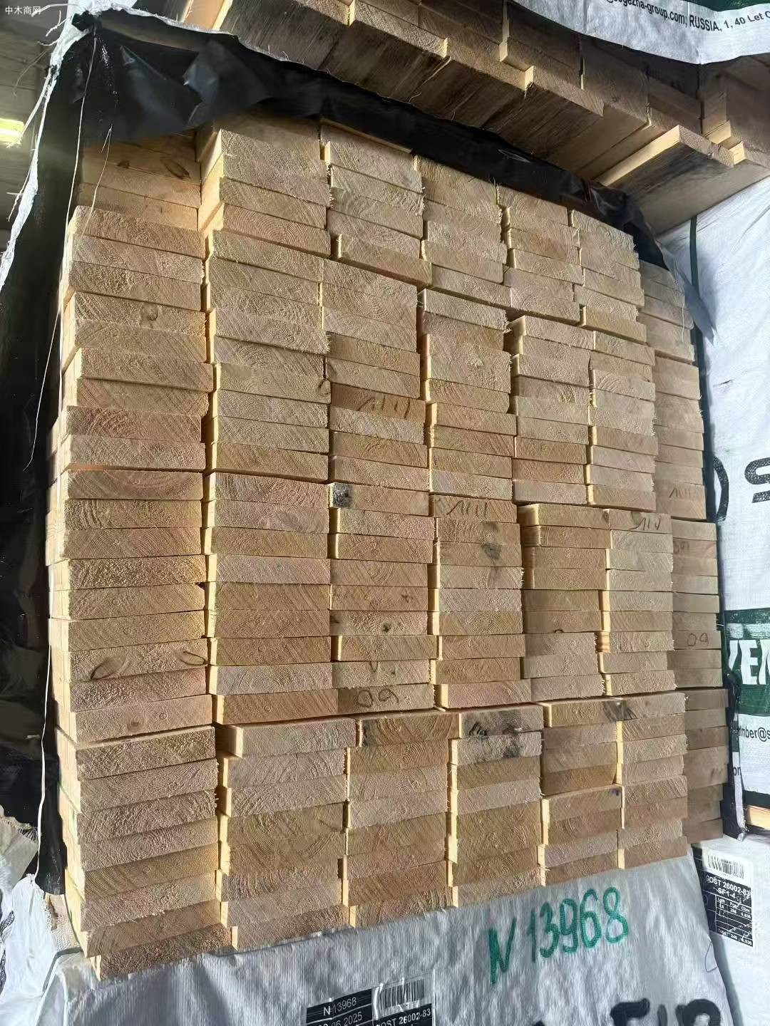 俄罗斯NOVO樟子松烘干板材批发厂家
