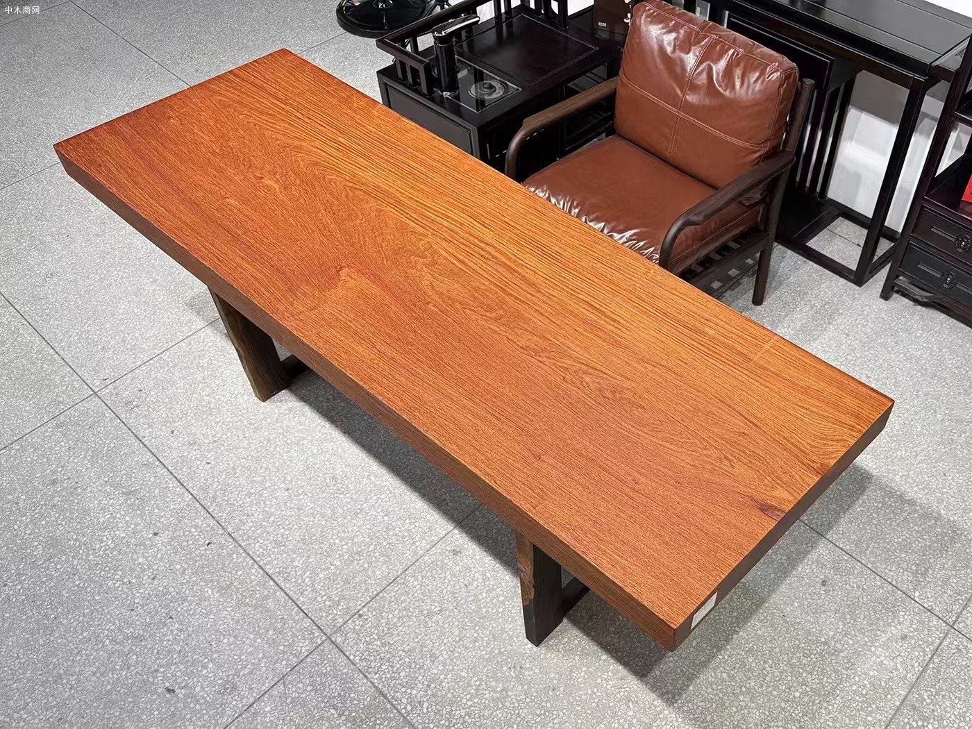 缅甸花梨大板桌品牌