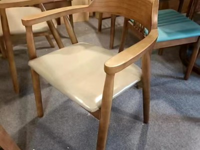 北欧实木酒店桌椅批发图2