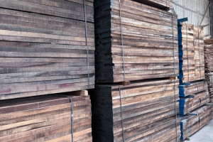 国产黑胡桃实木板材价格及图片 国产黑胡桃实木板材价格及图片