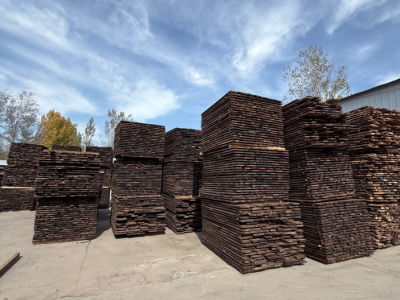 国产黑胡桃实木板材价格及图片图5