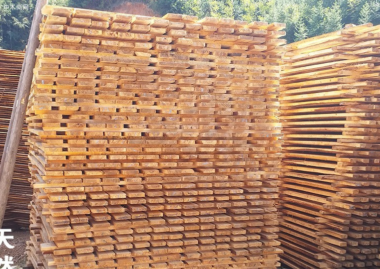 采购香杉木托盘料