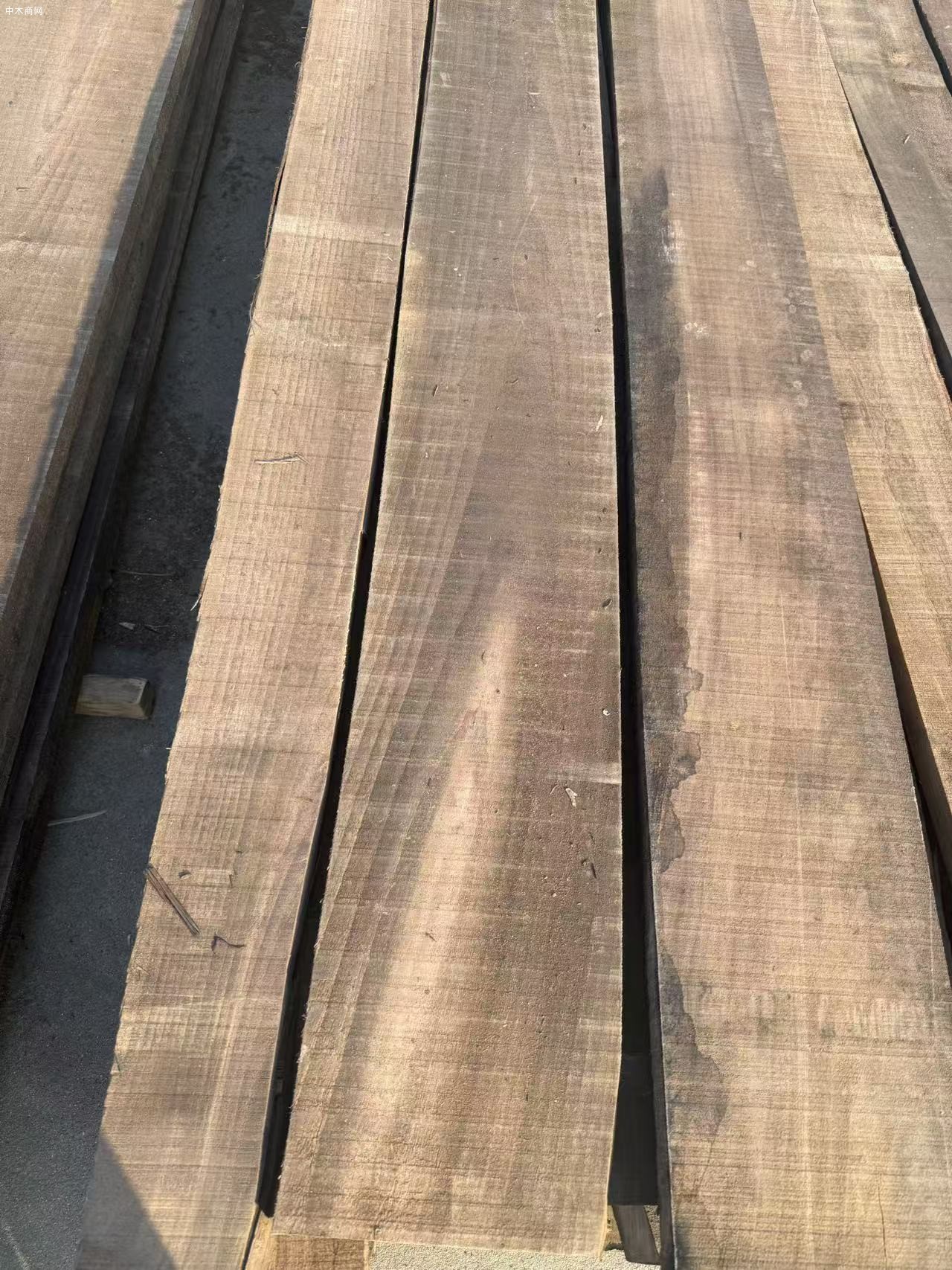 国产蒸煮黑胡桃烘干板材价格是多少钱厂家