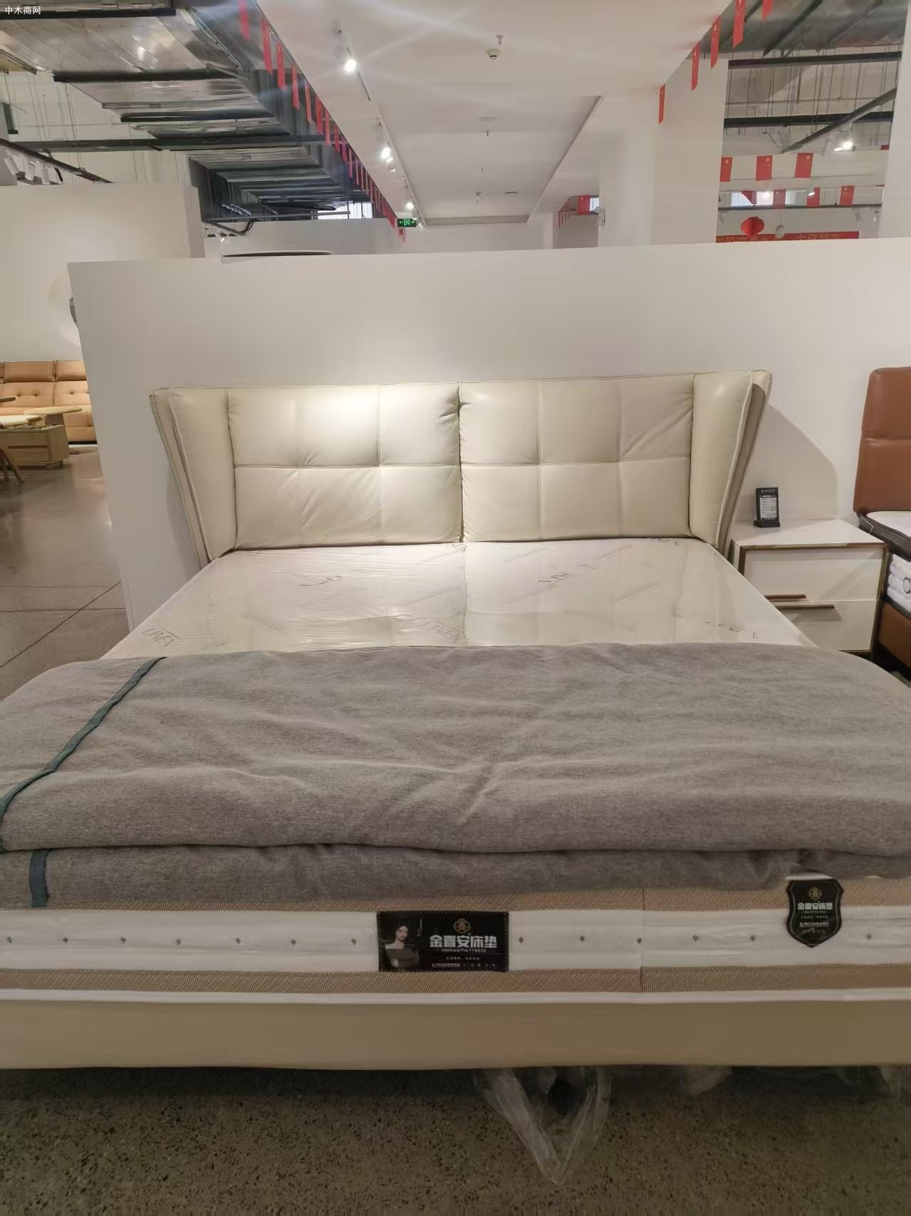 宜昌专做沙发，软床，床垫的源头家具工厂